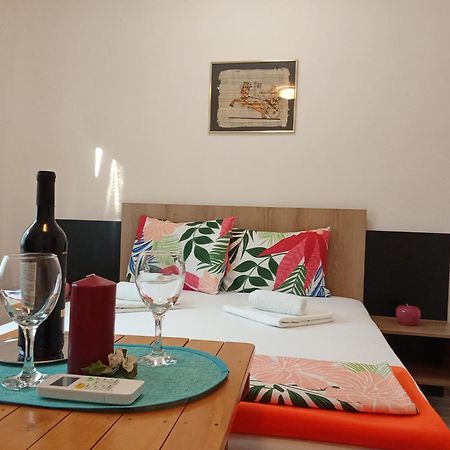 Apartments And Rooms Bova Baška Εξωτερικό φωτογραφία