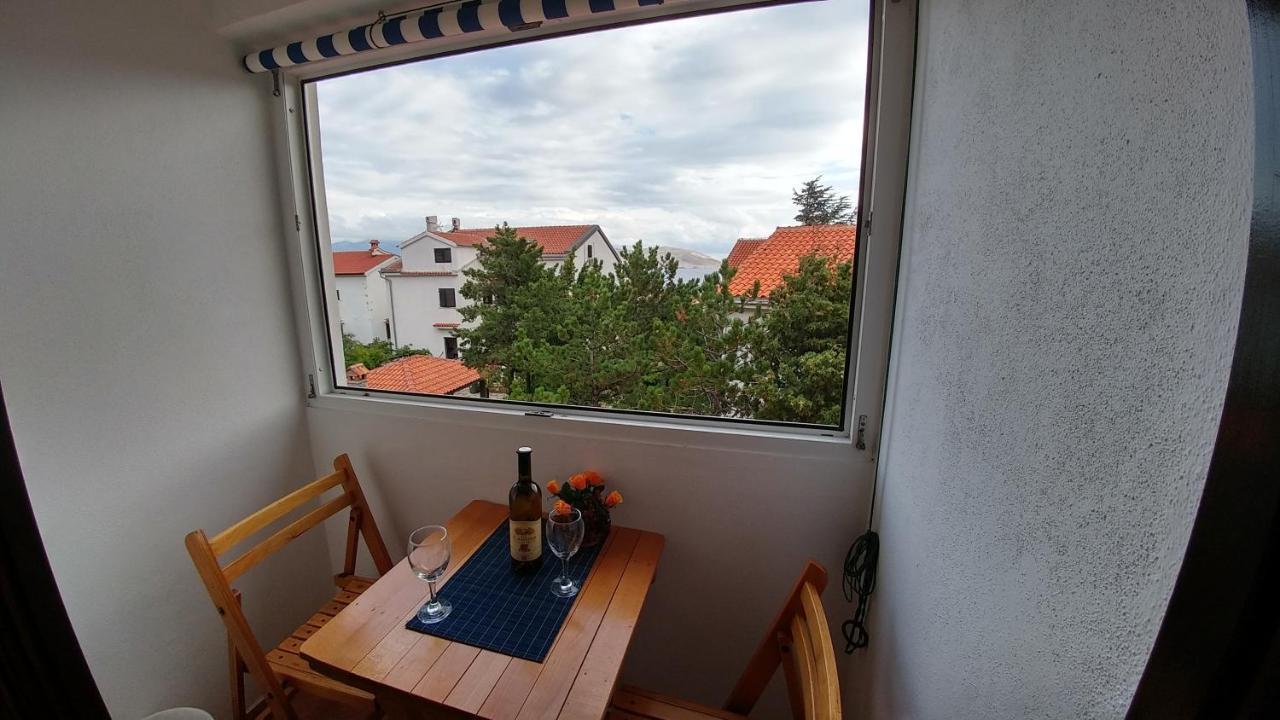 Apartments And Rooms Bova Baška Εξωτερικό φωτογραφία