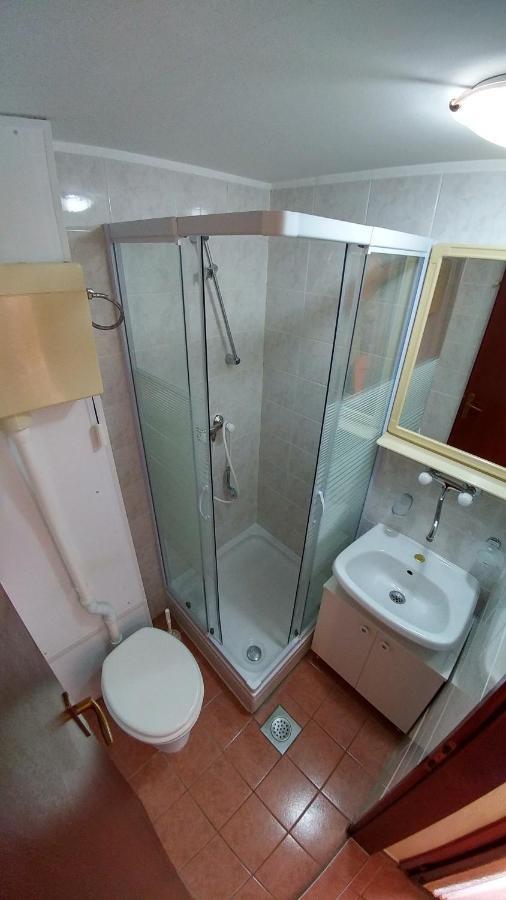 Apartments And Rooms Bova Baška Εξωτερικό φωτογραφία