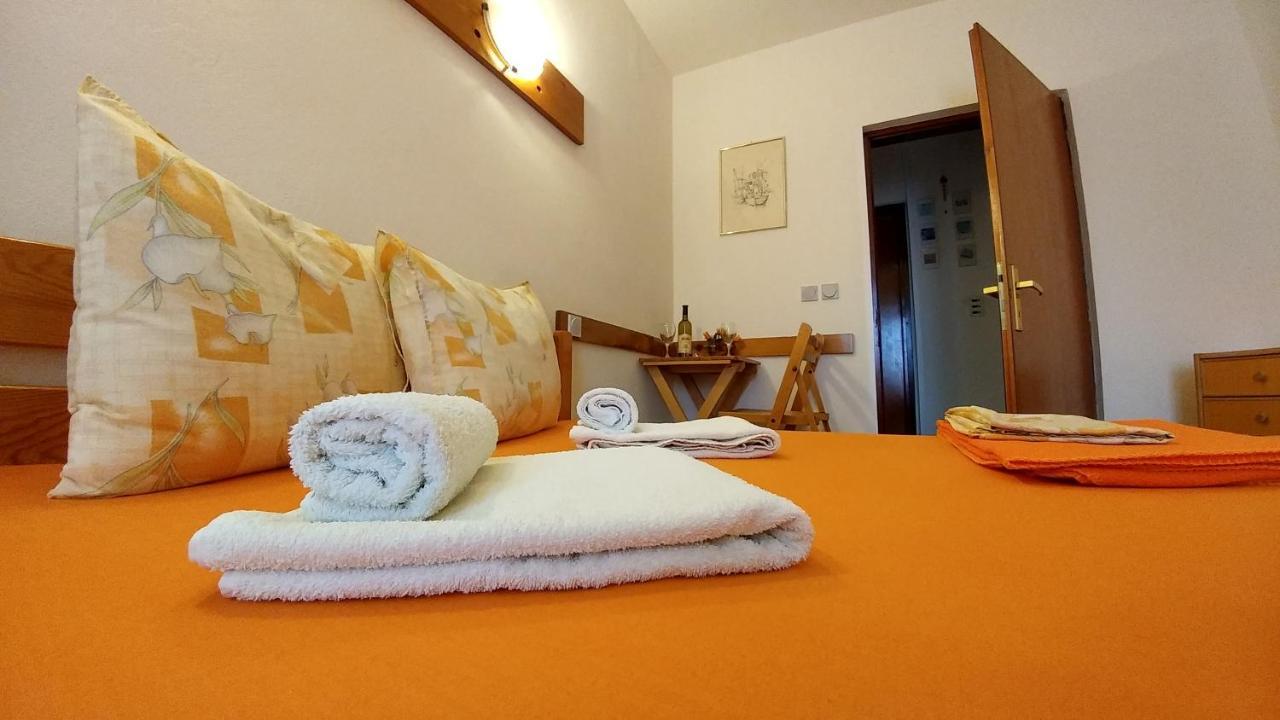Apartments And Rooms Bova Baška Εξωτερικό φωτογραφία
