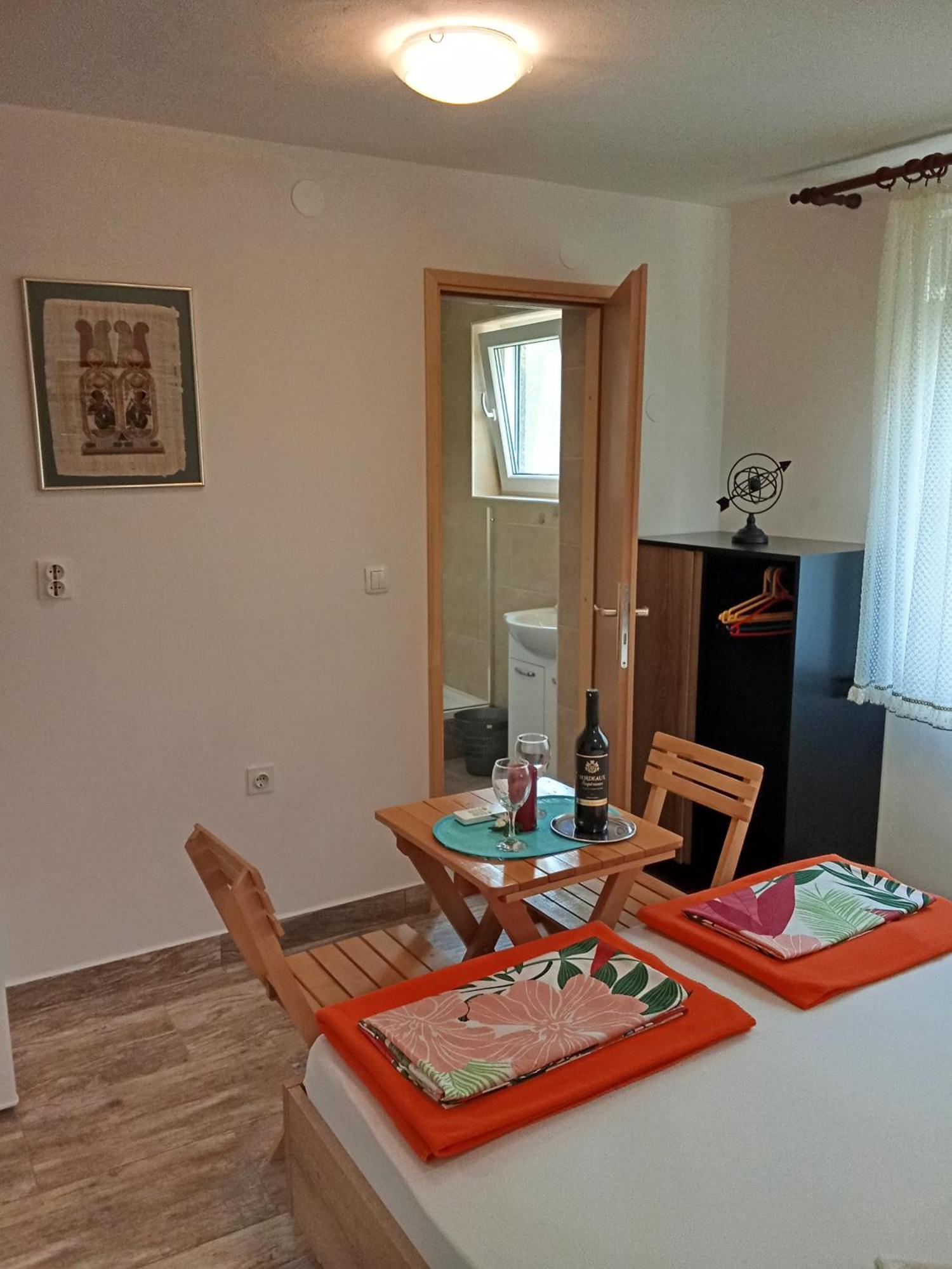 Apartments And Rooms Bova Baška Εξωτερικό φωτογραφία
